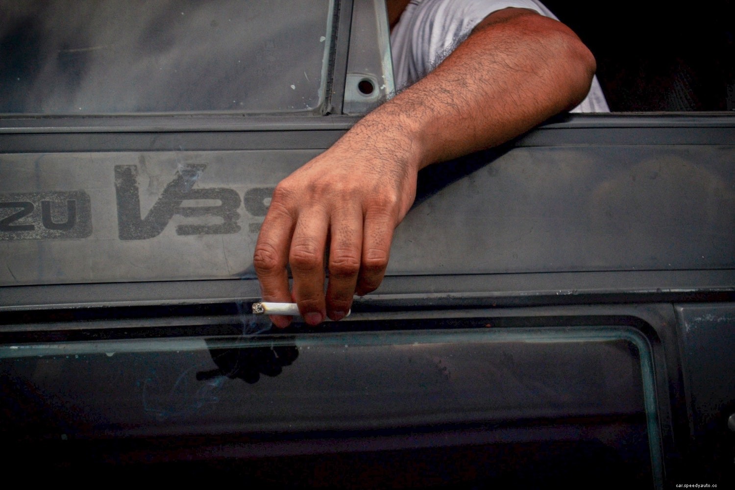 Is It Illegal to Smoke in a Car With Kids?