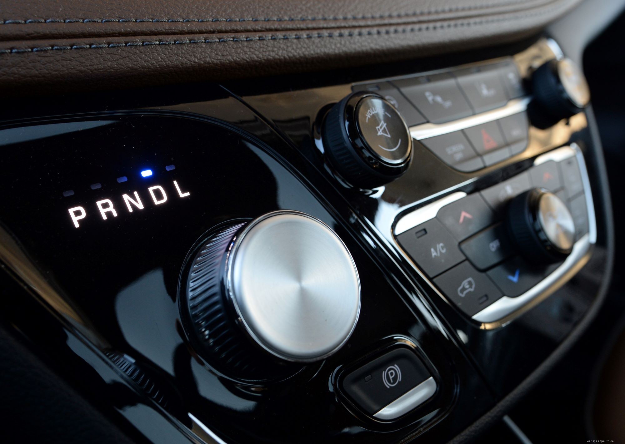 What Is the Difference Between an Automatic Transmission and a CVT?