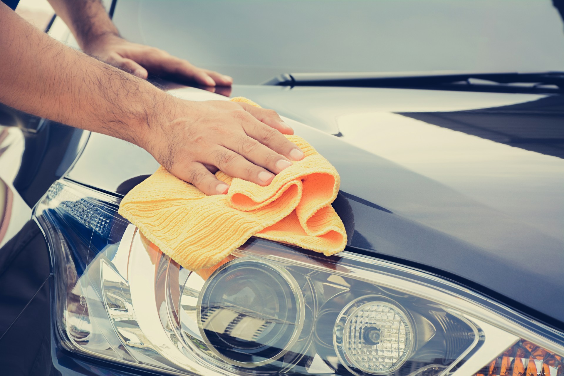 10 Easy Car Detailing Hacks to Make Your Car Look Great This Summer