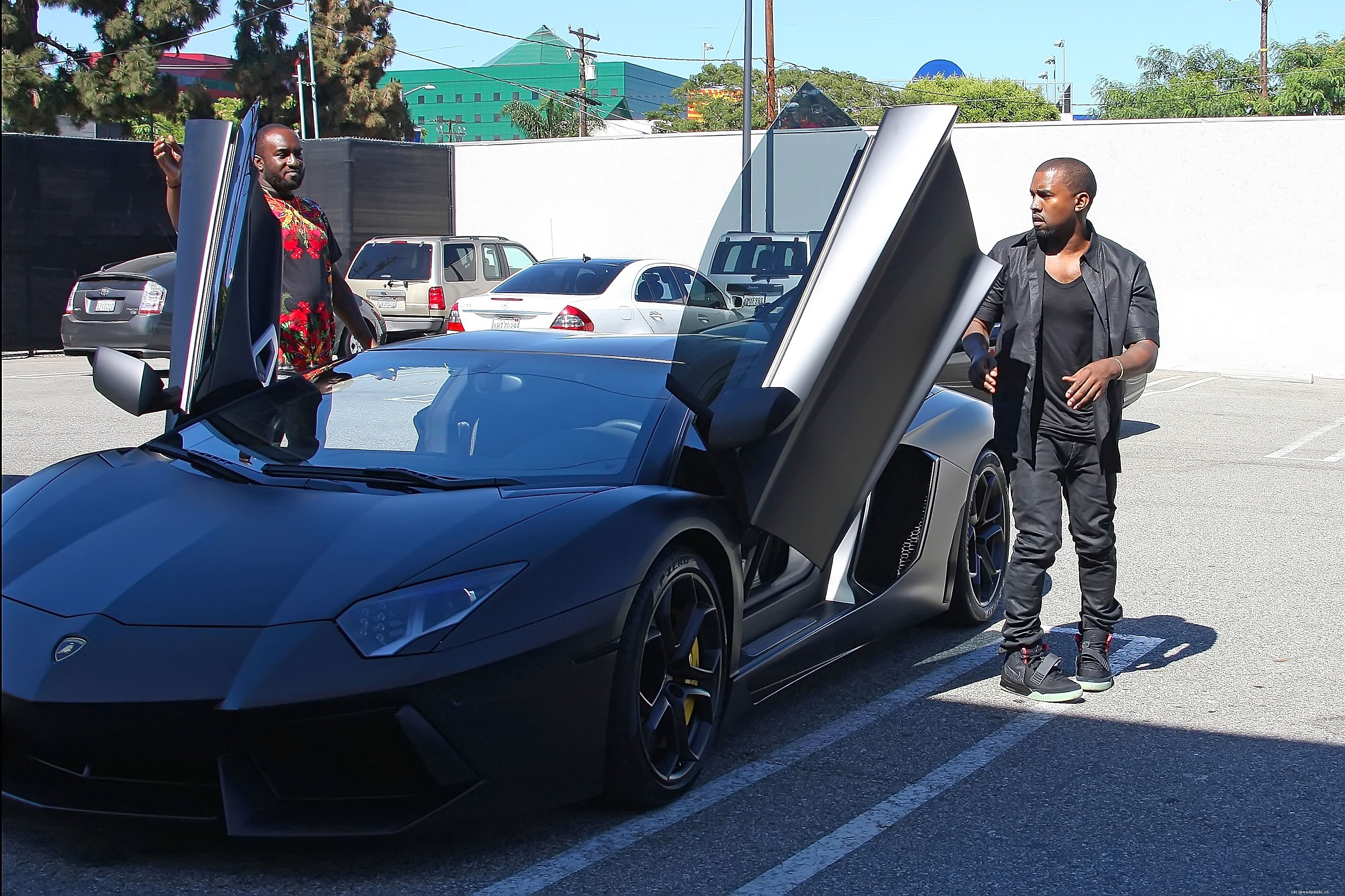 Kanye West Reveals Donda Concept Van 3D Model