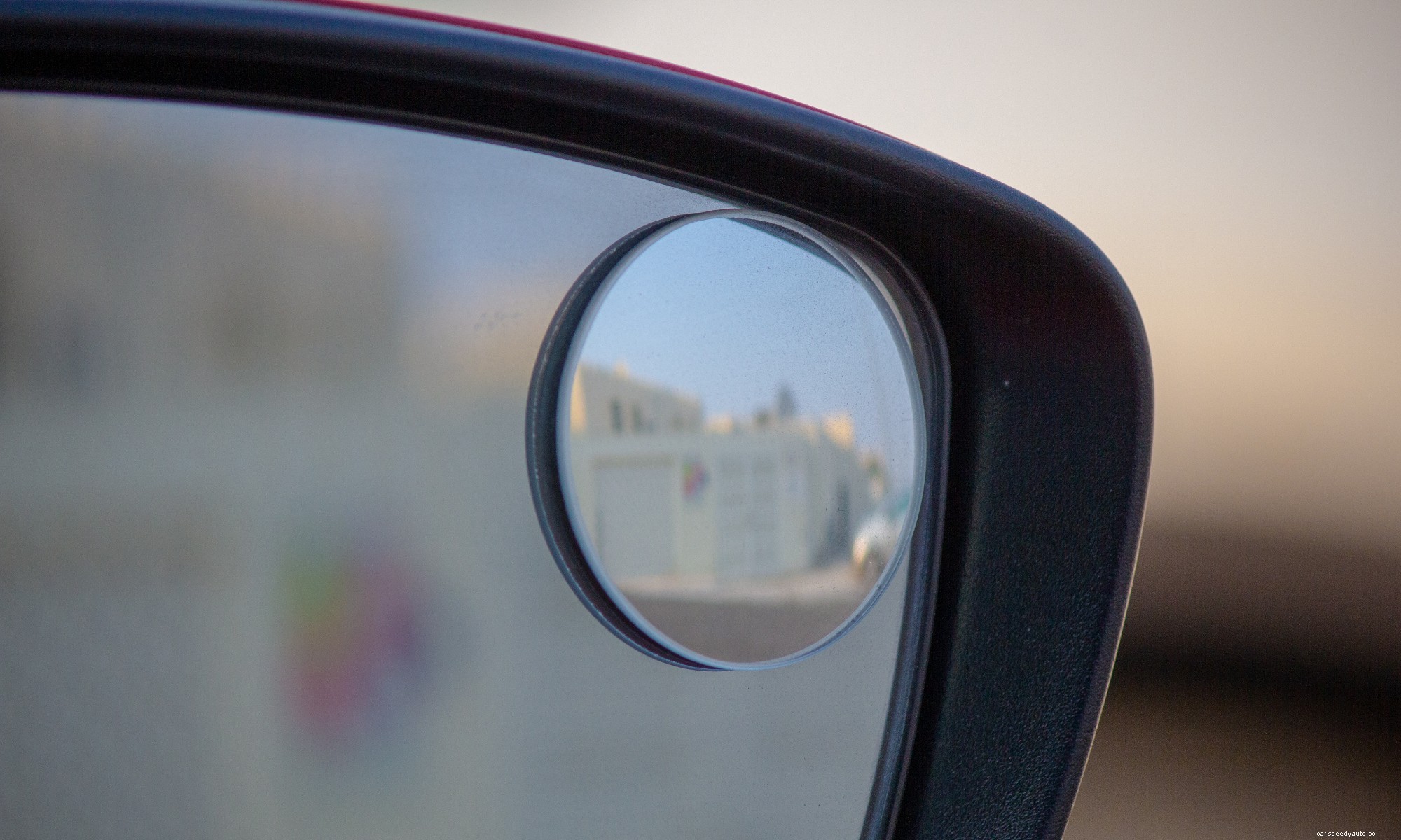 How Does Blind-Spot Monitoring Work?