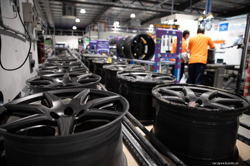 Are Carbon Fiber Wheels Really a Better Wheel?