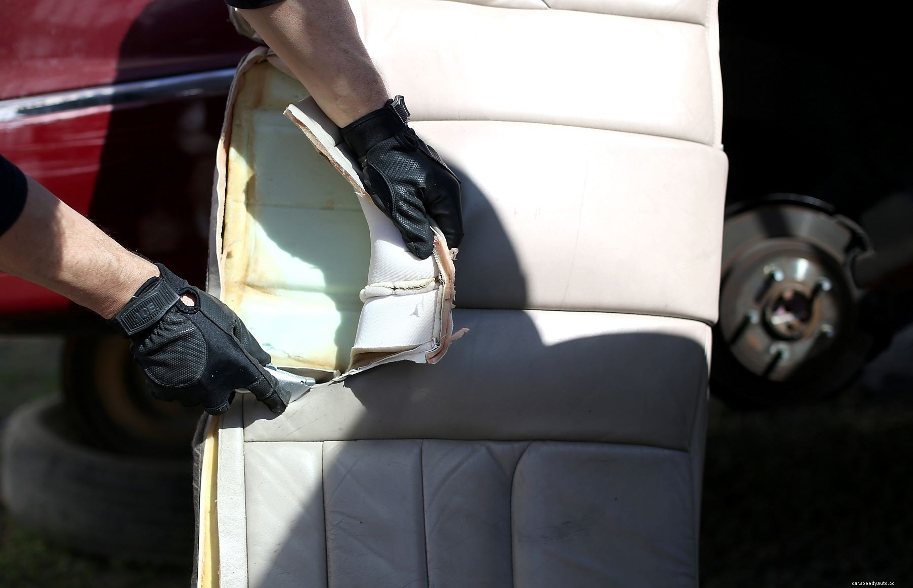 What to Look for When Choosing Who Can Reupholster Your Car