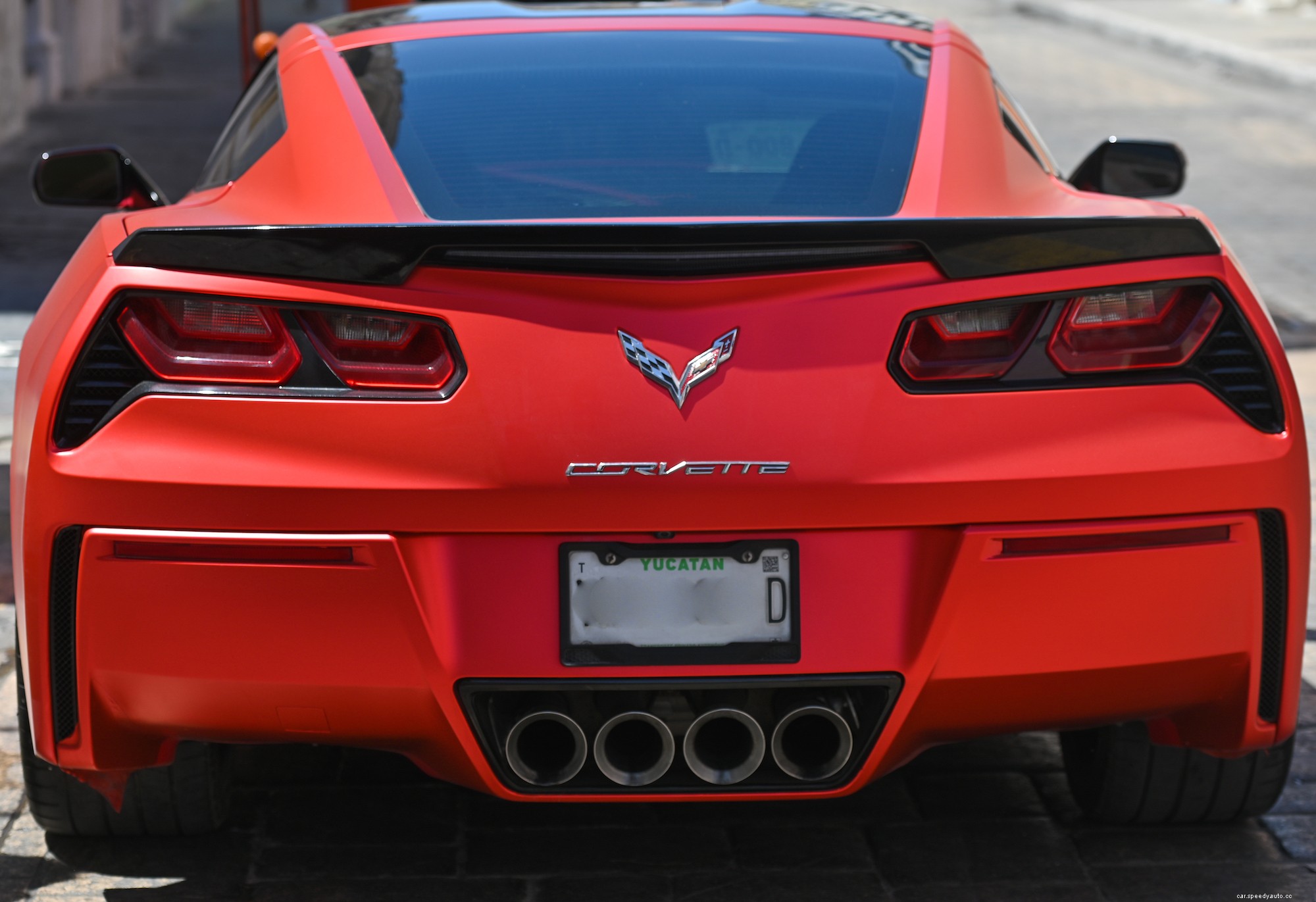 4 Reasons to Buy a 2022 Chevy Corvette, Not a 2022 Audi R8