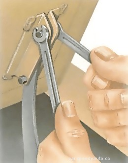 Adjusting catches and hinges