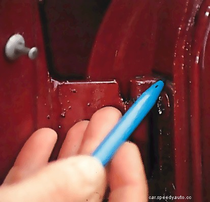 Replacing a car door