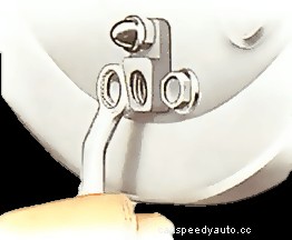 Replacing a drum-brake wheel cylinder