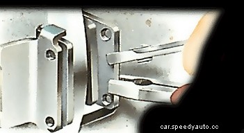 Renewing disc-brake pads