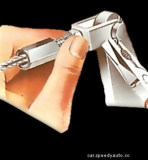 Adjusting the handbrake