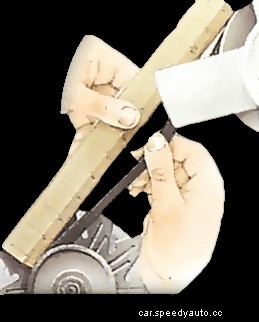 Checking, adjusting and refitting drive belts