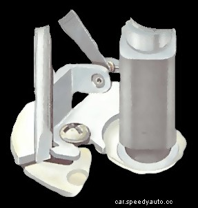 Fitting and adjusting contact-breaker points