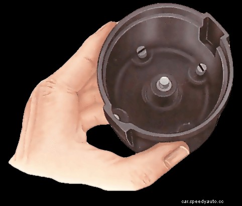 Removing and refitting the distributor