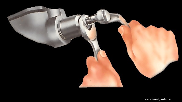 Replacing transmission oil seals