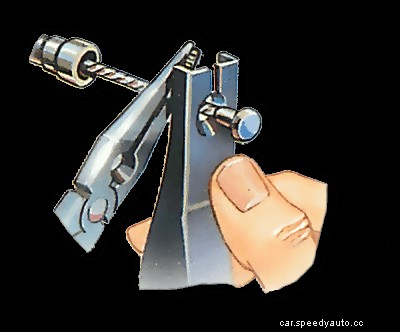 Replacing and renewing clutch cables