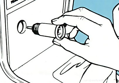 Installing a cigarette lighter socket