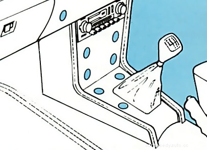 Installing a cigarette lighter socket