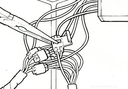 Fitting a towing socket