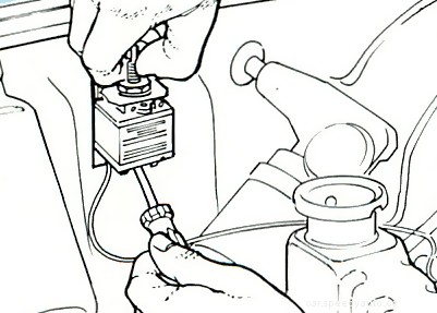 Fitting an electric fan to a side radiator