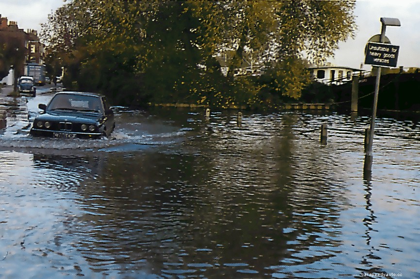 Driving in wet weather