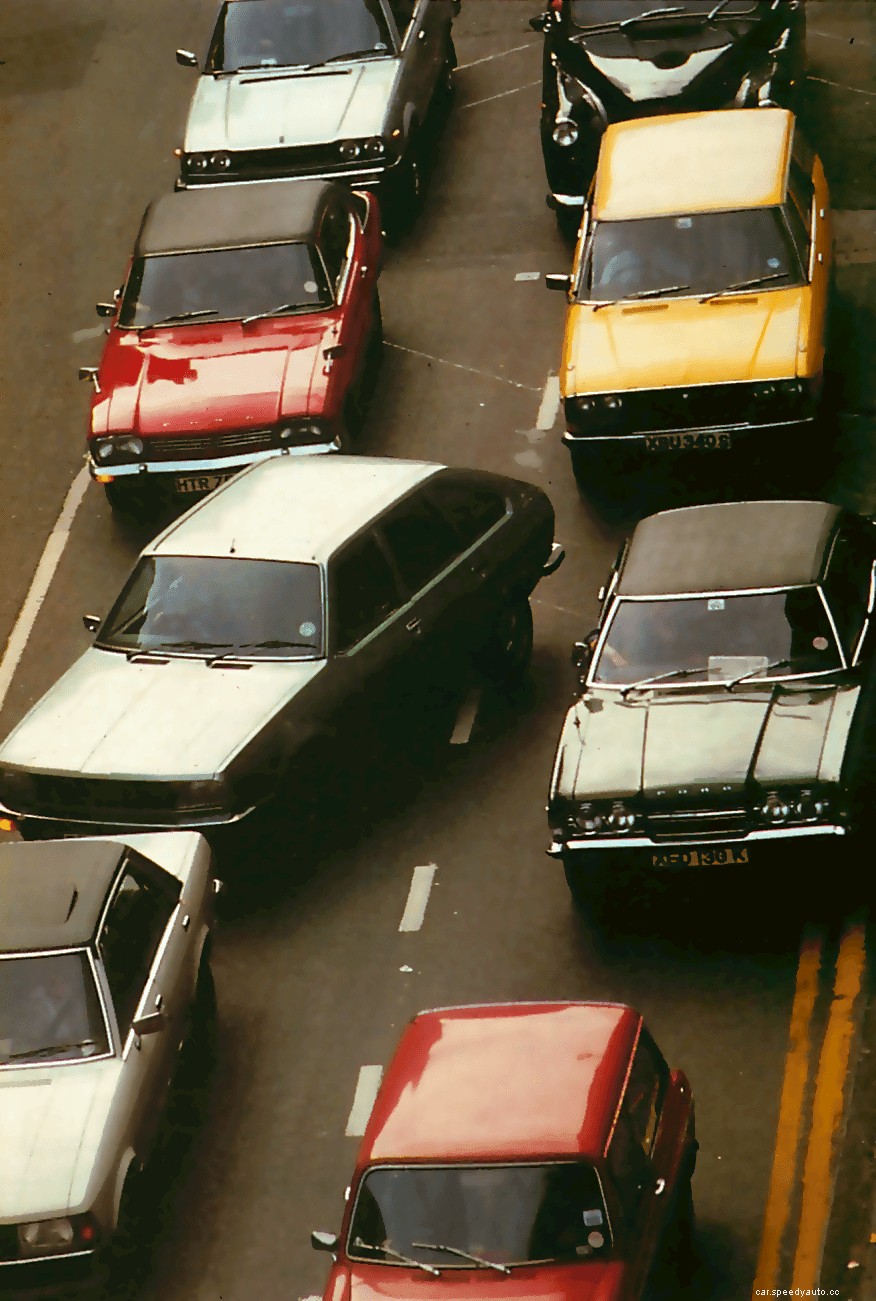 How to avoid car accidents