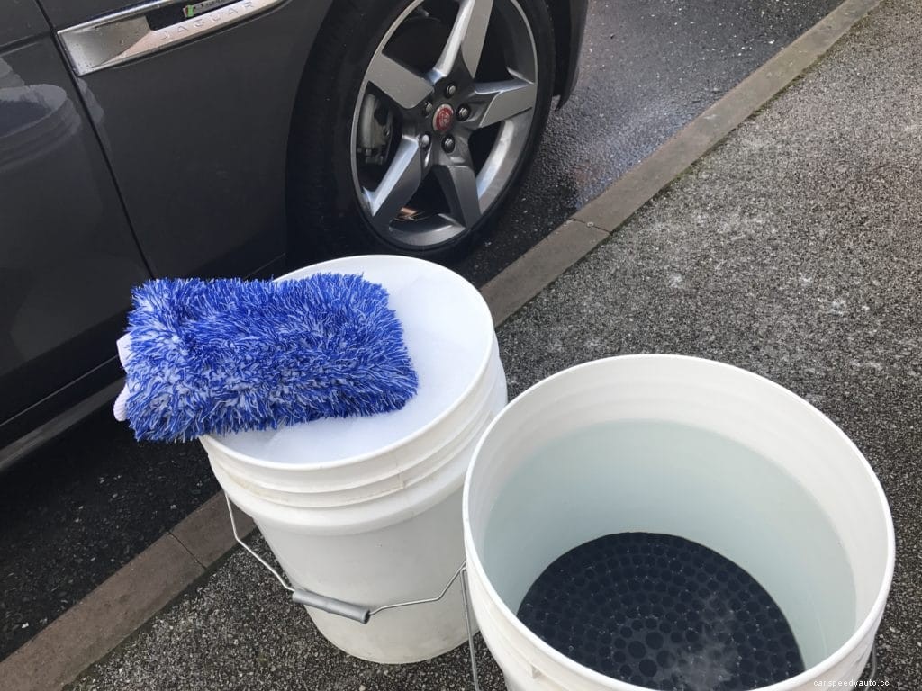 [2022 Guide] The Beginners Guide to Car Detailing (Like a Pro)