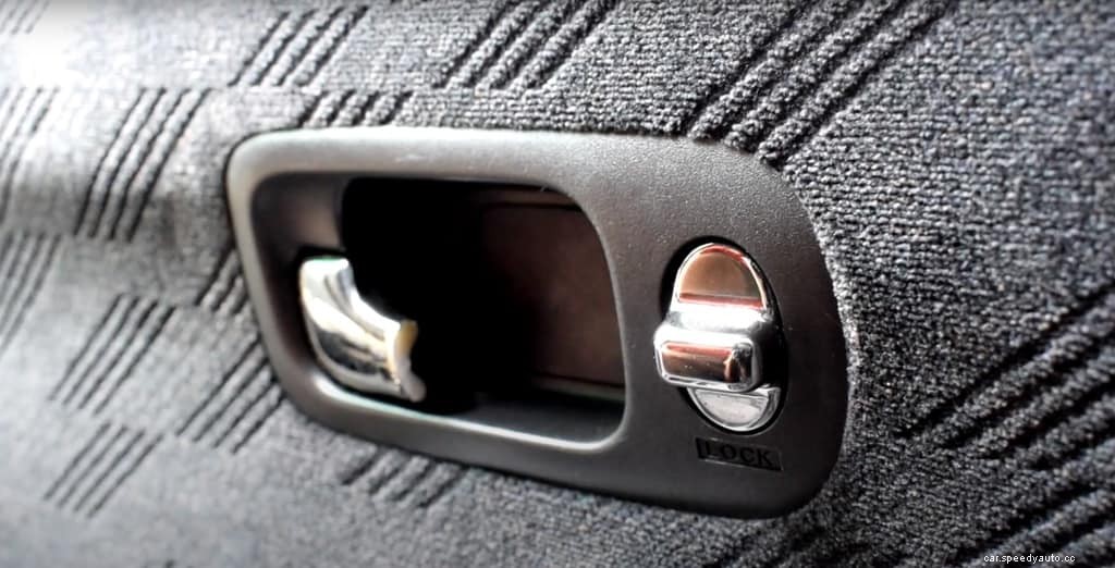 Say No to Crack: Plastic Car Interior Parts That Are Most Likely to Break