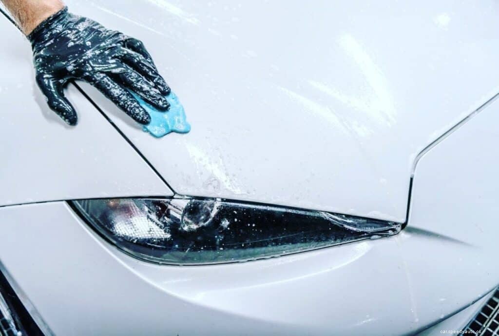 [2022 Guide] How to Apply a Ceramic Coating