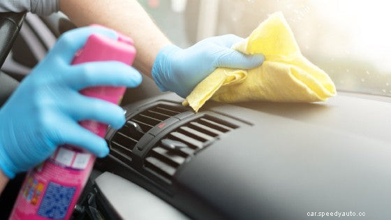 How to Remove a Scuff Mark or Scratch From Your Car Dashboard