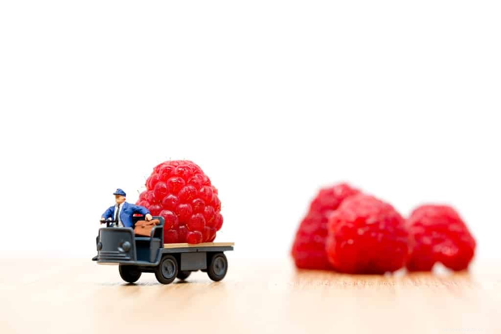 The Great Fruit Fight: How to Remove Berry Stains From Car Paint