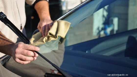 How to Get Water Spots Off Your Windshield