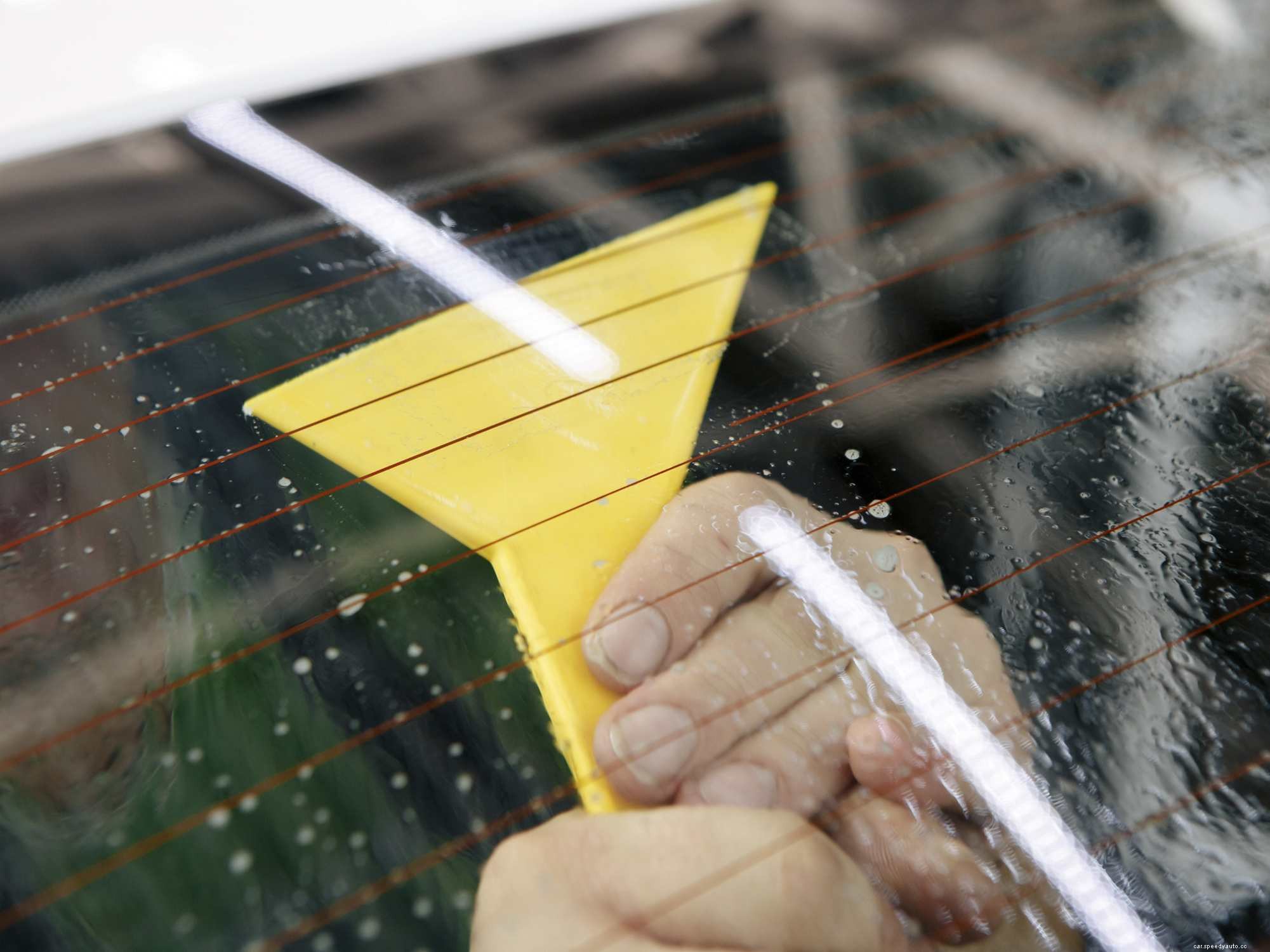 Three Ways to Remove Window Tint