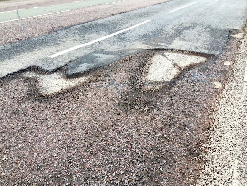 The RAC Guide to the Great British Pothole and Other Road Surface Defects