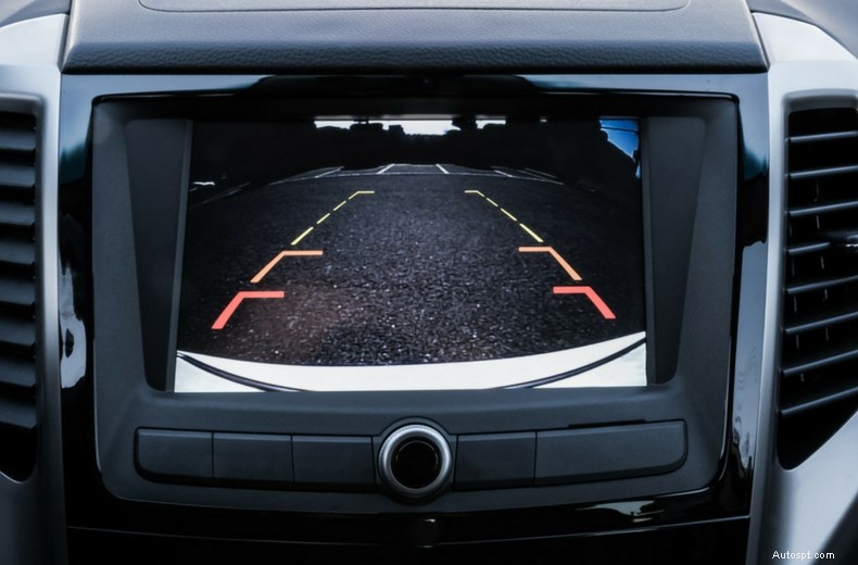 Top 10 safety features modern cars should have as standard