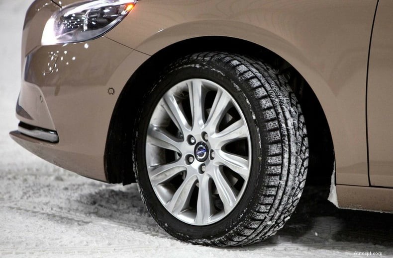 Should I buy winter tyres? Pros, cons and costs explained