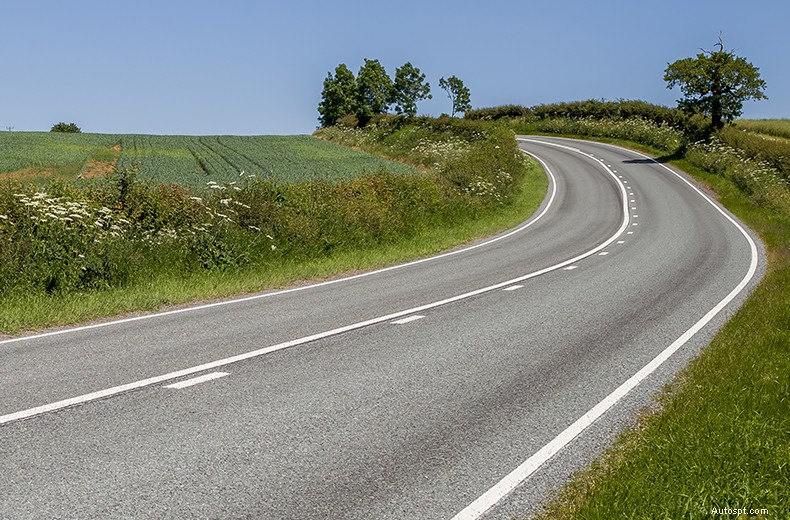 A guide to overtaking safely on the road