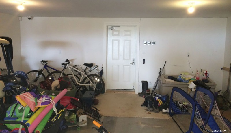 Garage Cleanup Tips: 9 Things to Get Rid of Now