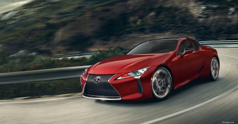 7 Amazing 2019 Luxury Vehicles We’d Love to Park in Our Garage