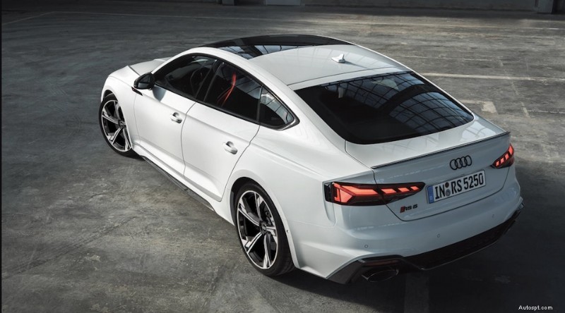 7 of the Best Luxury Cars and SUVs 2021 Has To Offer