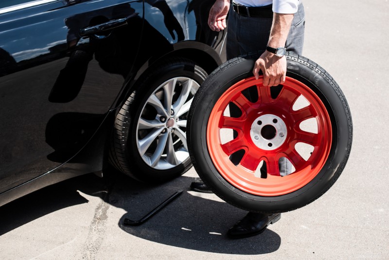 How Do You Know When You Need New Tires?