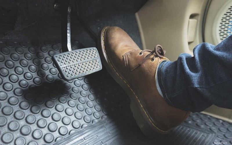 What Does An Anti-lock Braking System (ABS) Do?