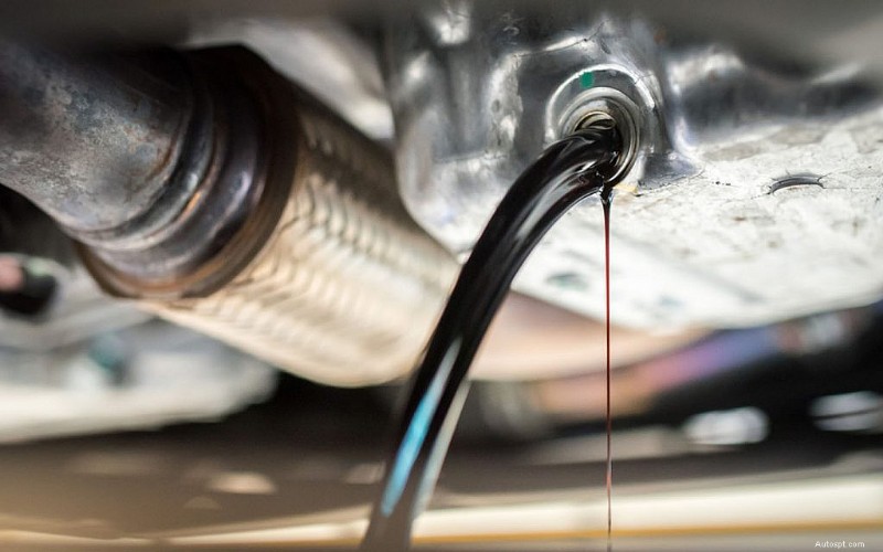 Tips to Changing Car Oil Yourself