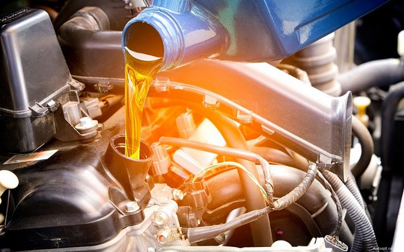 What Causes Low Engine Oil Pressure in Cars?