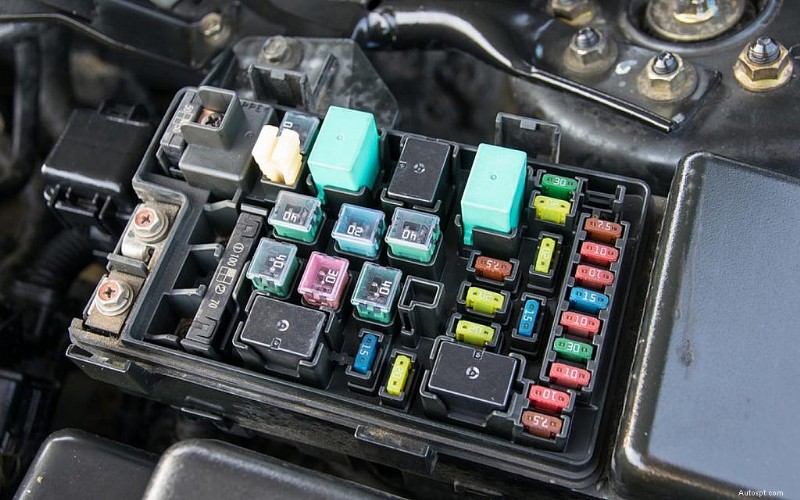 Causes of Car Fuse Damage: What is It and How to Locate It