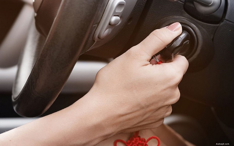 DIY Solutions to Remove a Stuck Car Key from Ignition