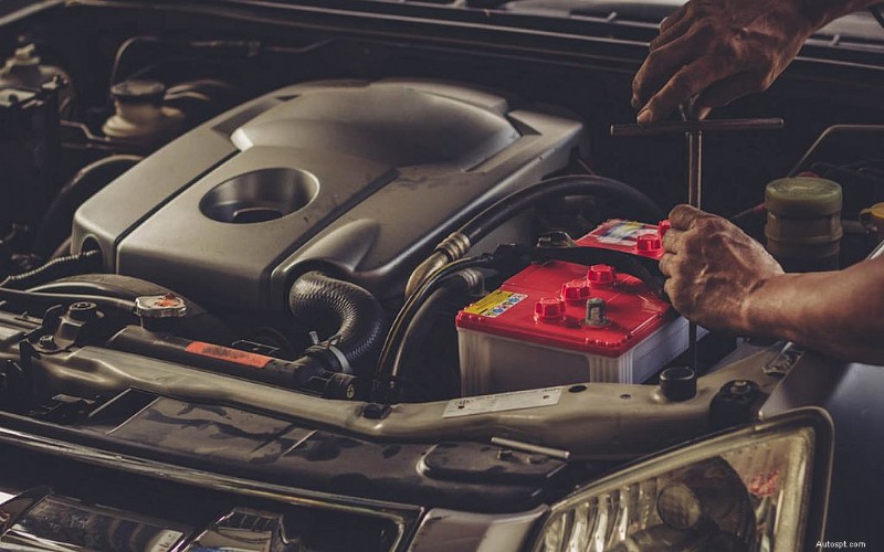 Everything You Need to Know About Car Battery Drains