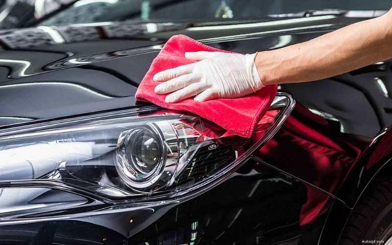 Difference between Car Wax and Polish