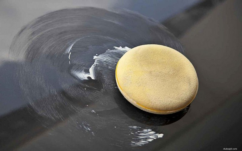 Difference between Car Wax and Polish