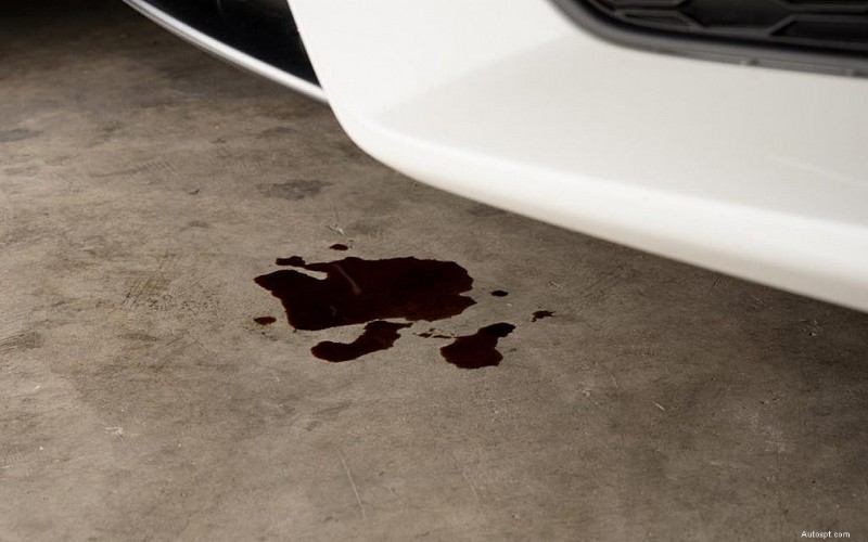 Signs That You Are Using Wrong Engine Oil in Your Car