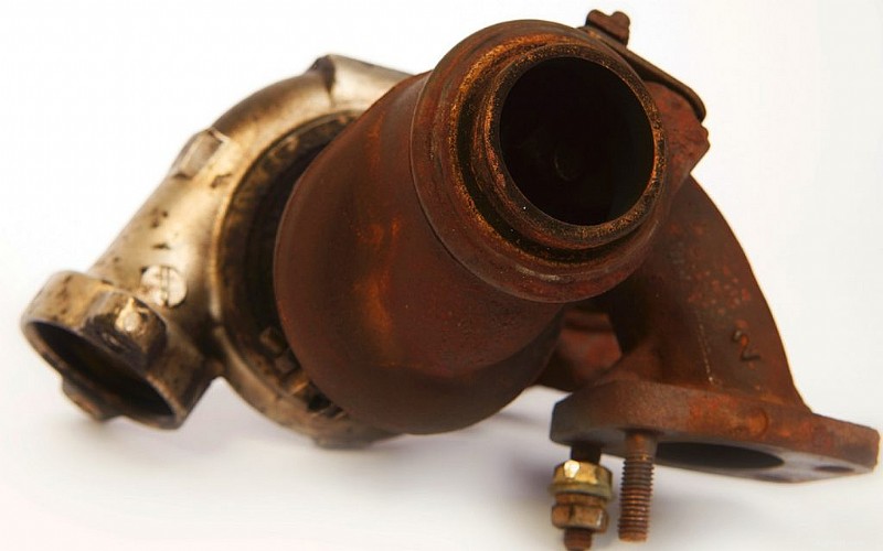 Why does Car Turbocharger Fail