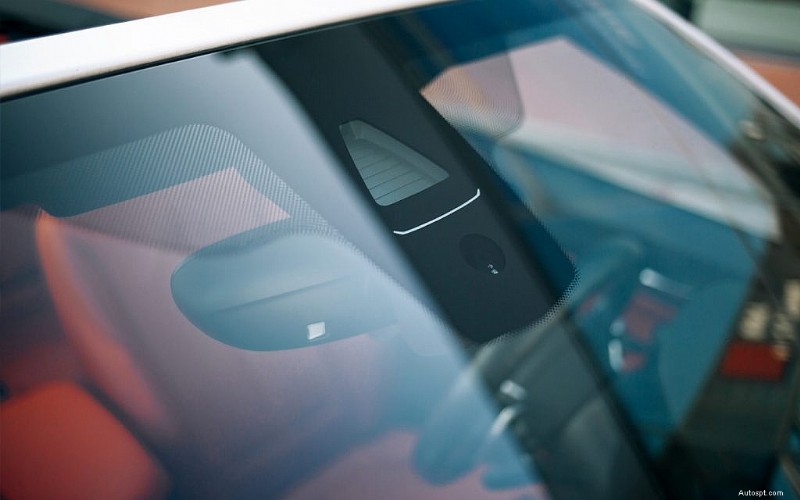 5 Benefits of Solar Control Glass for Cars